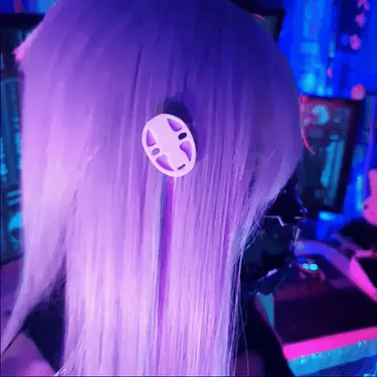 No Face Hair Clip